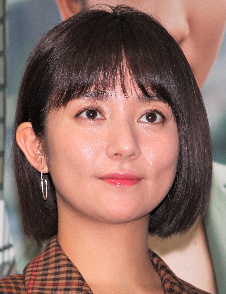 篠原涼子 女優 市村正親馴れ初めおちょやん登場 世の中のニュースやトレンドに物申す